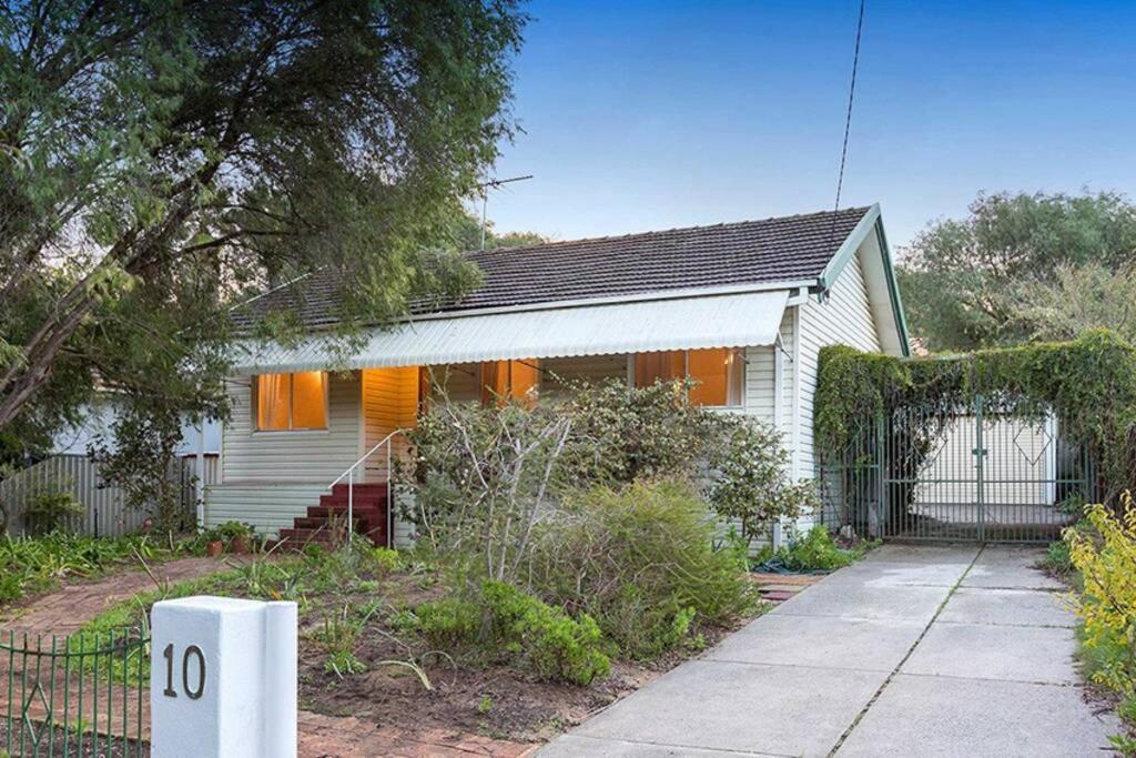 Camellia Cottage - Pet Friendly - Kwinana Medina Exterior photo