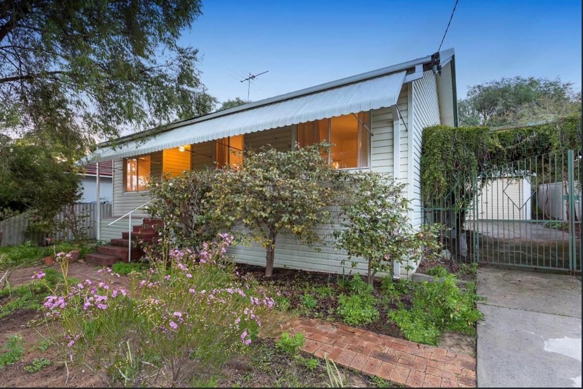 Camellia Cottage - Pet Friendly - Kwinana Medina Exterior photo